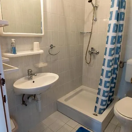 Dokovic Apartment