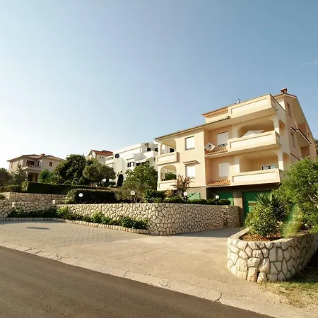 Dokovic Apartment