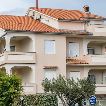 Dokovic Apartman *